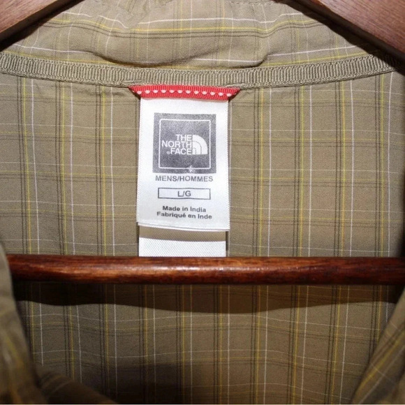 Men’s The North Face Pin Striped Short Sleeve Outdoor Hiking Casual Shirt Size L - Picture 9 of 11